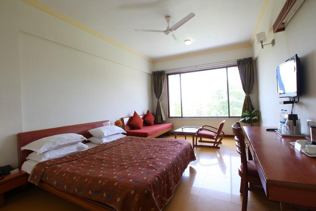 Shilpi Hill Resort Saputara Pokoj fotografie